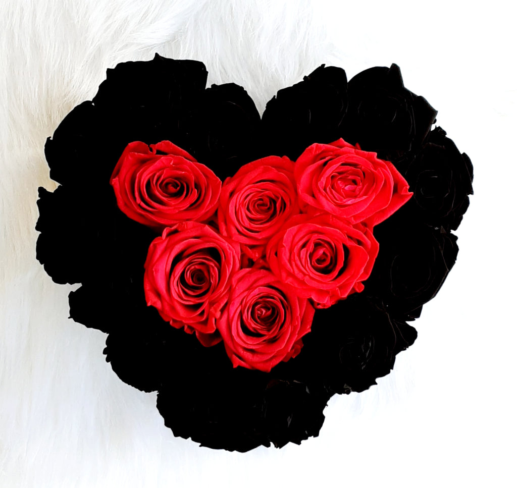 Love Box: Mystique Black/Red Preserved Roses